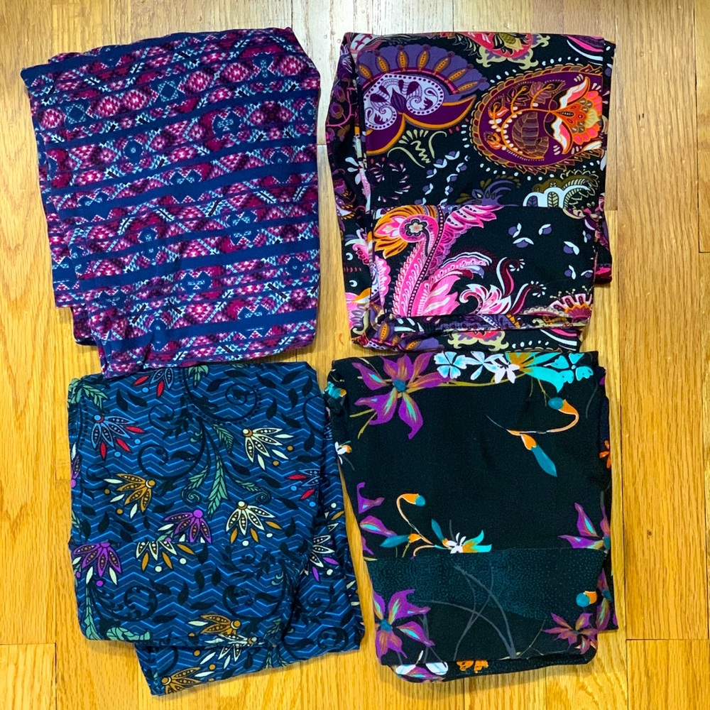 LuLaRoe One Size Leggings - Never Worn (4 pairs)